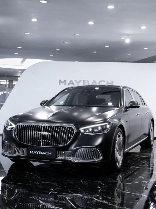 深圳241岚图汽车的售后服务让用户无忧出行，迈巴赫未来的豪华车趋势